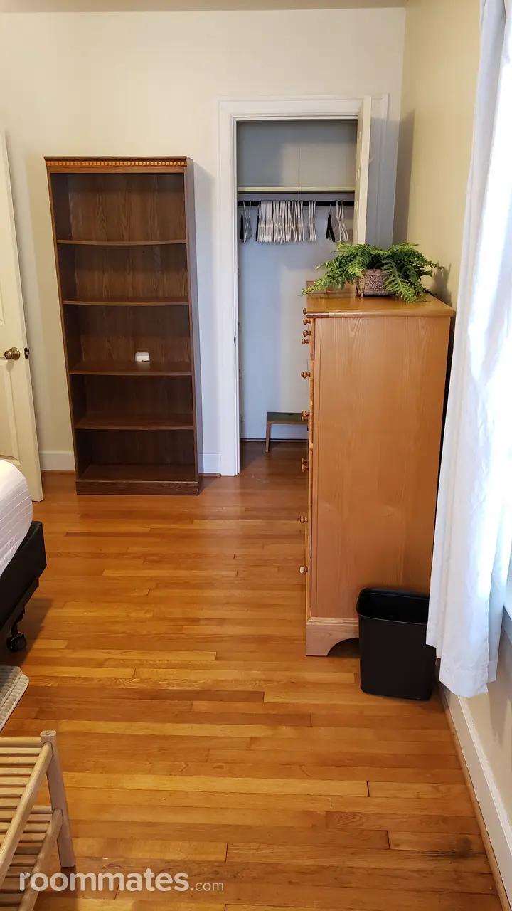 Profile photo 2 of 10