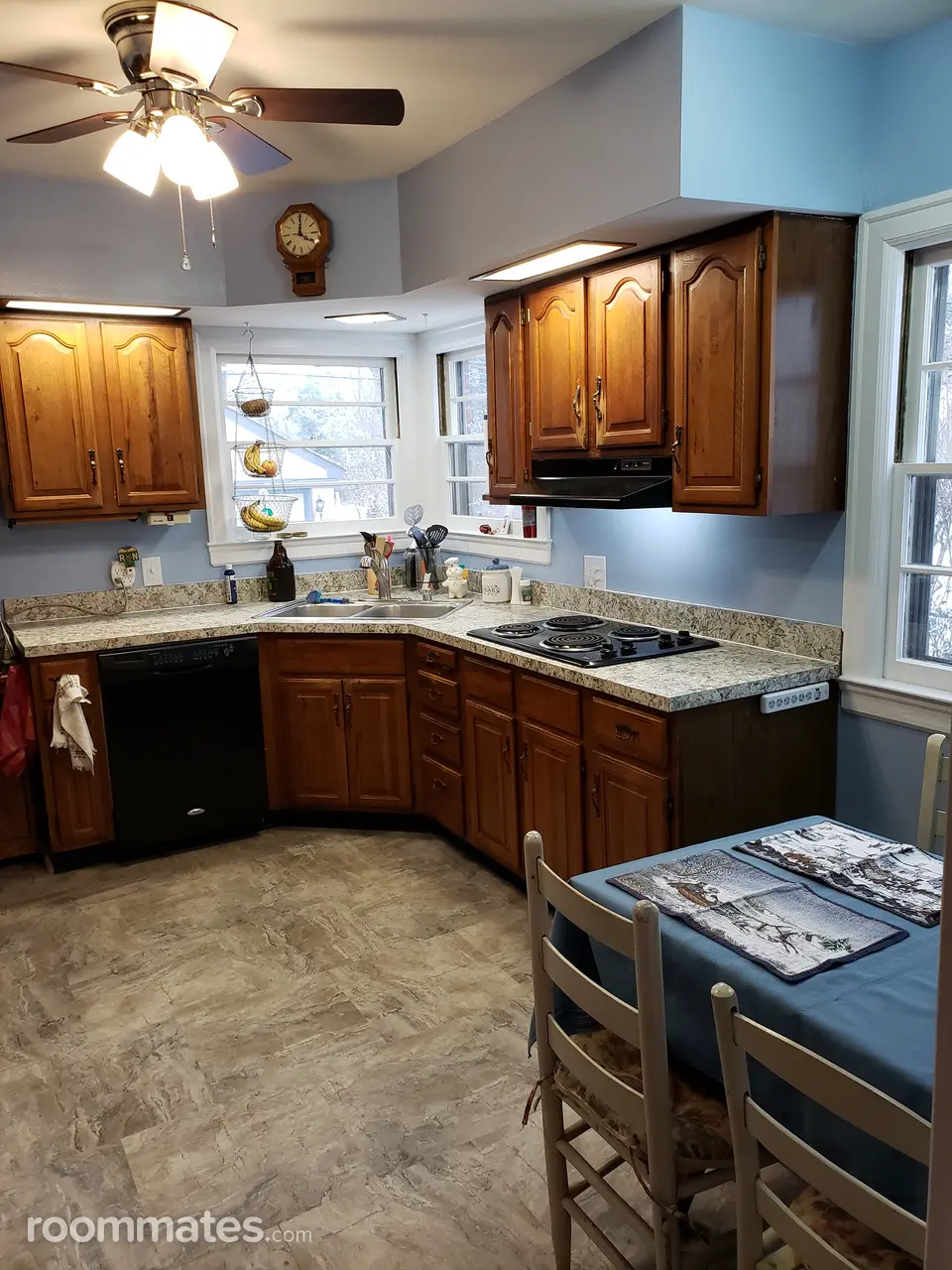 Profile photo 5 of 10