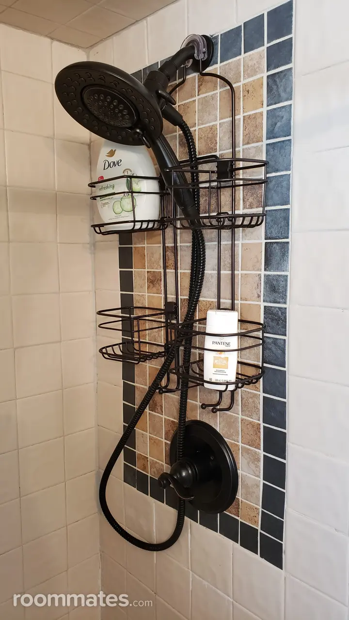 Profile photo 3 of 10