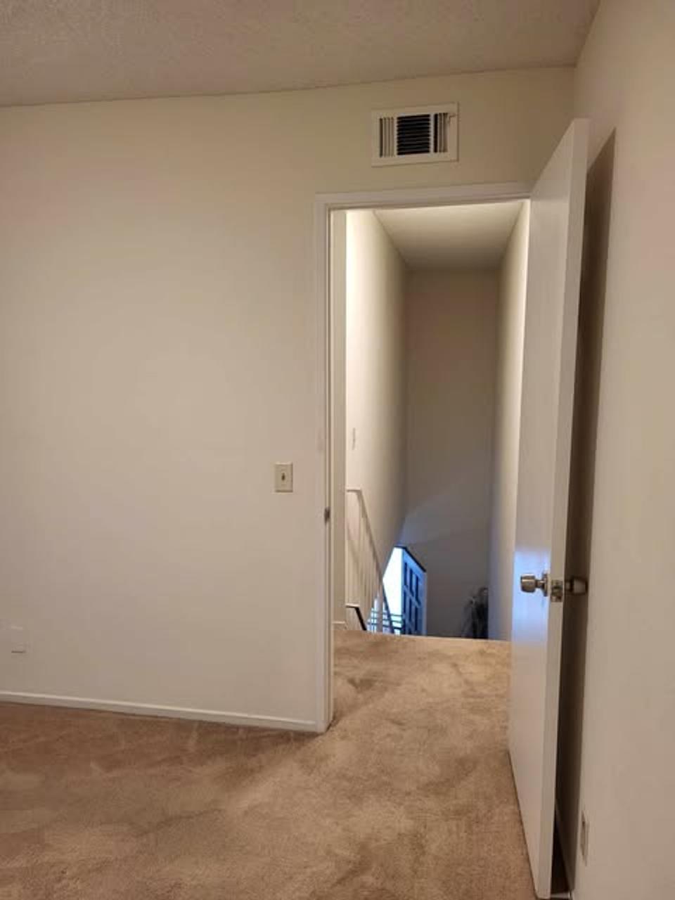 Profile photo 6 of 10