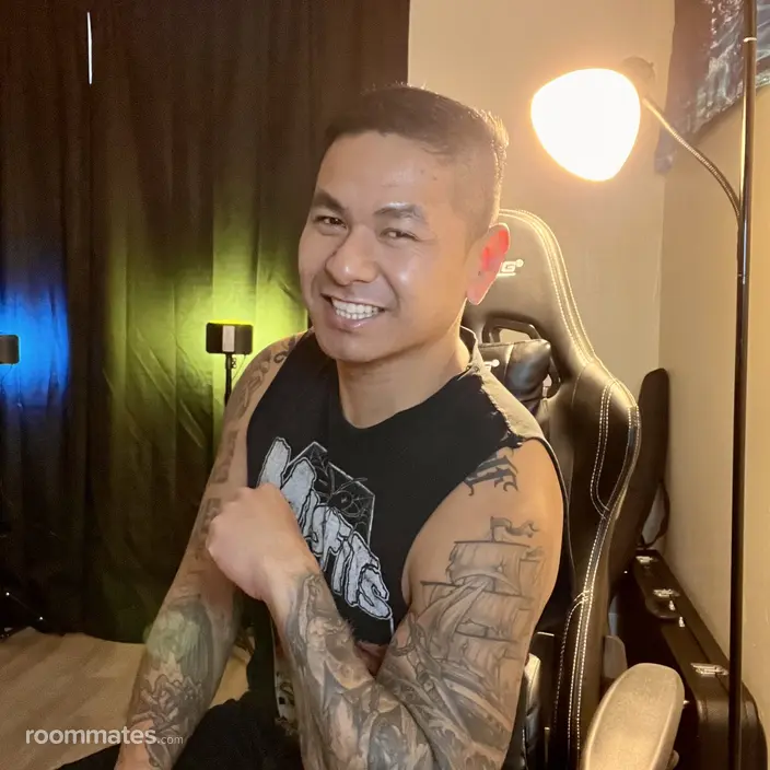 Roommate looking Sacramento, CA, $1000