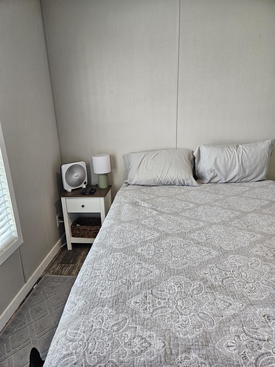 Profile photo 2 of 6