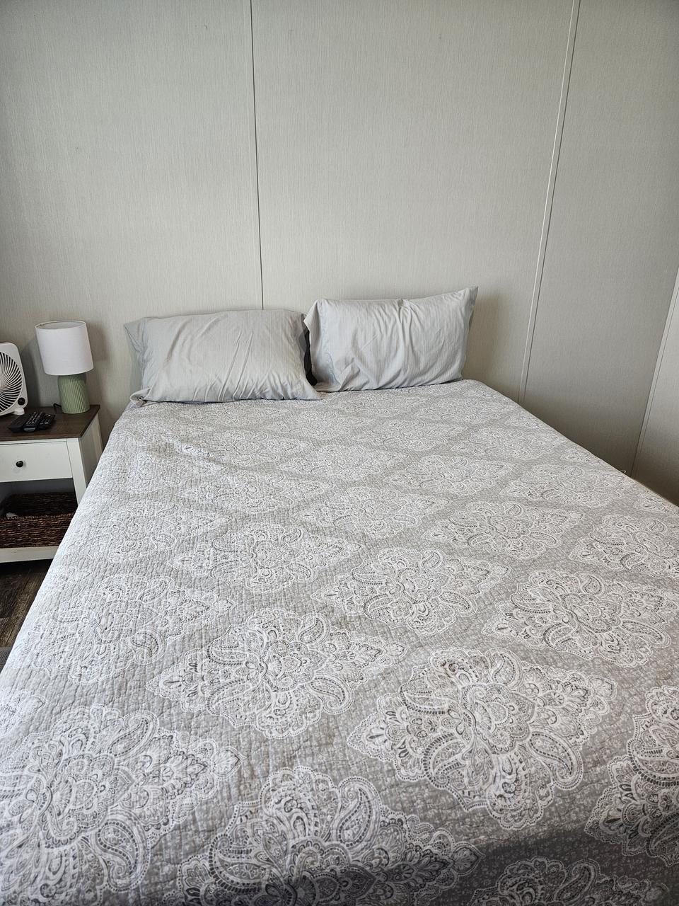 Profile photo 3 of 6