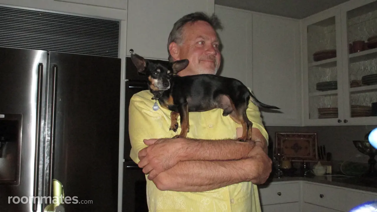 Profile photo 14 of 18