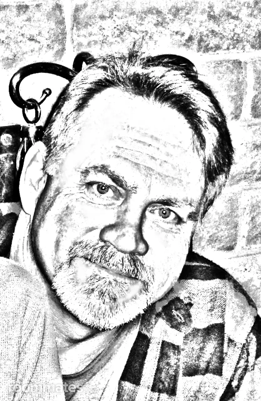 Profile photo 18 of 18