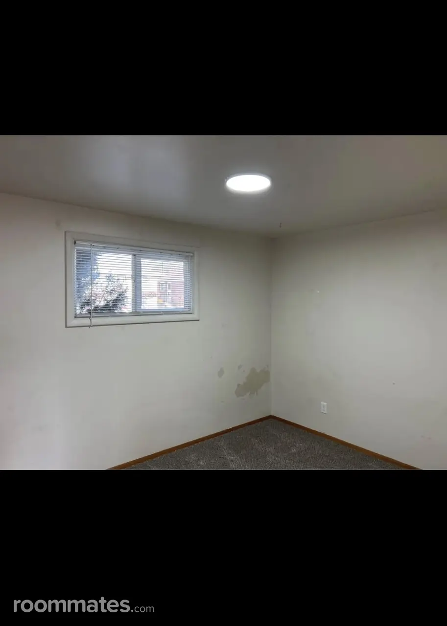 Profile photo 1 of 4