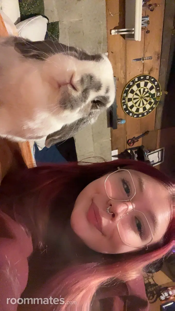 Profile photo 4 of 4