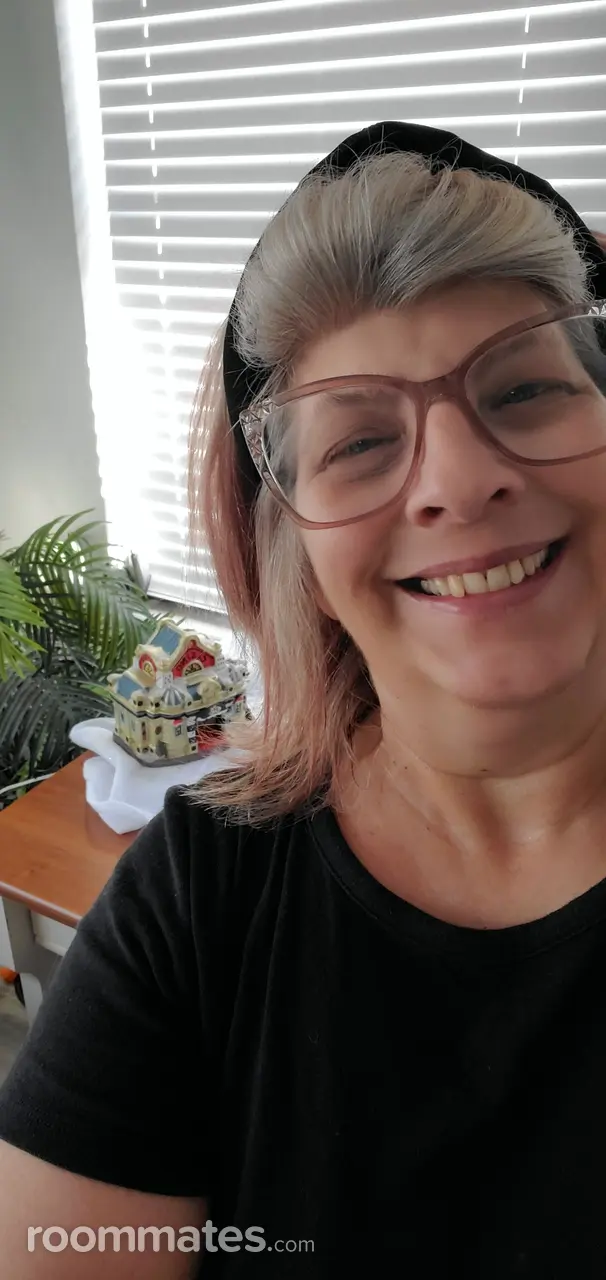 Profile photo 1 of 1