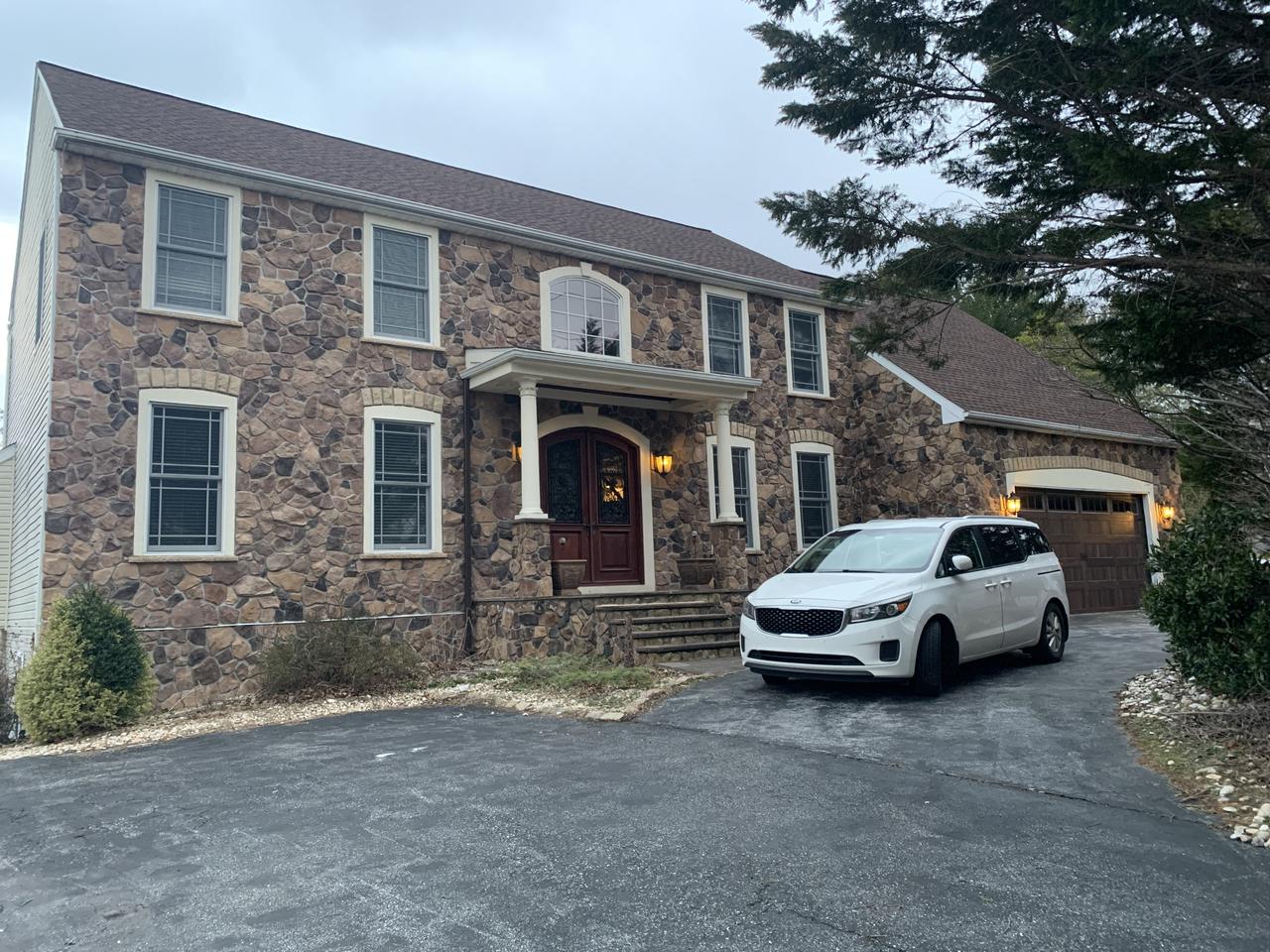 Profile photo 7 of 9