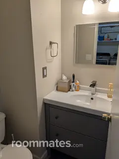 Room for rent in Rancho Cordova, CA $1200, house