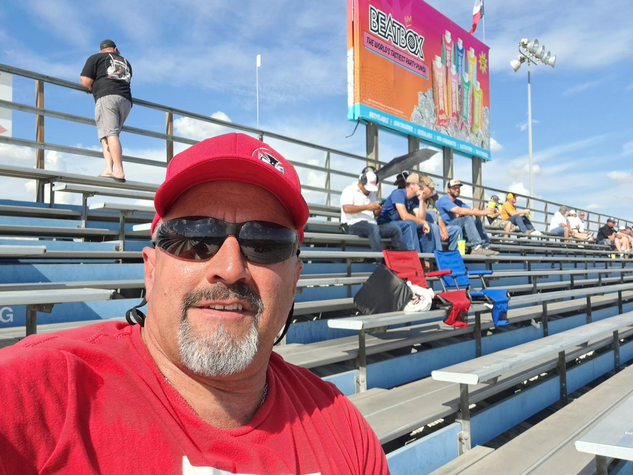 Profile photo 4 of 4