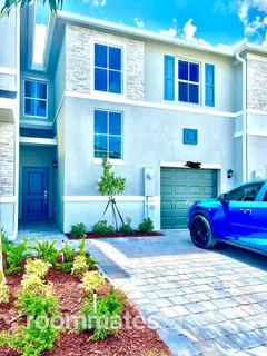 Room for rent in Florida City, FL $925, house