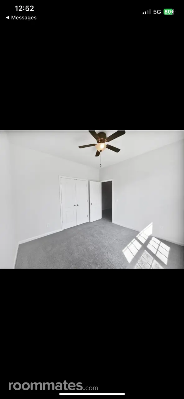 Profile photo 4 of 9