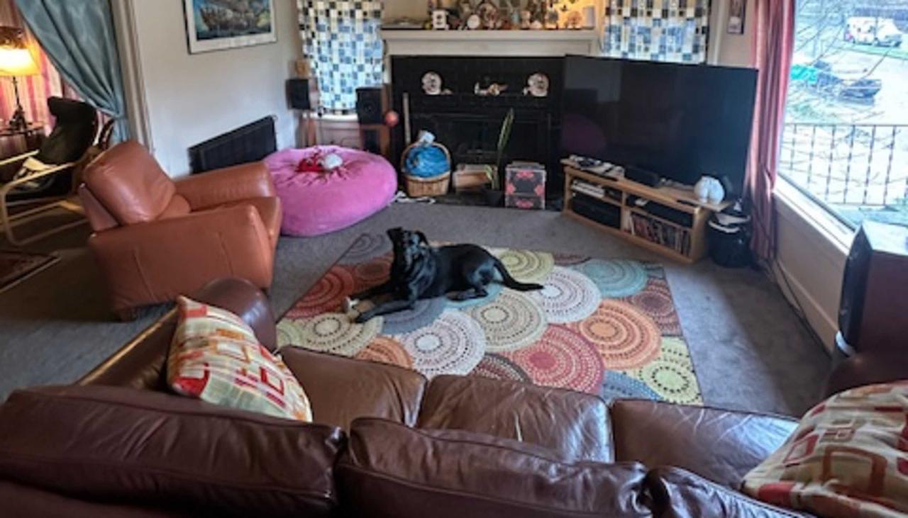 Profile photo 7 of 9