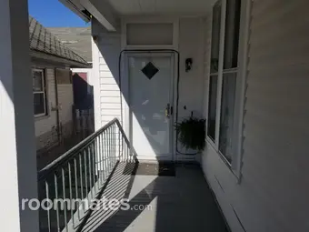 Room for rent in Toledo, OH $600, house