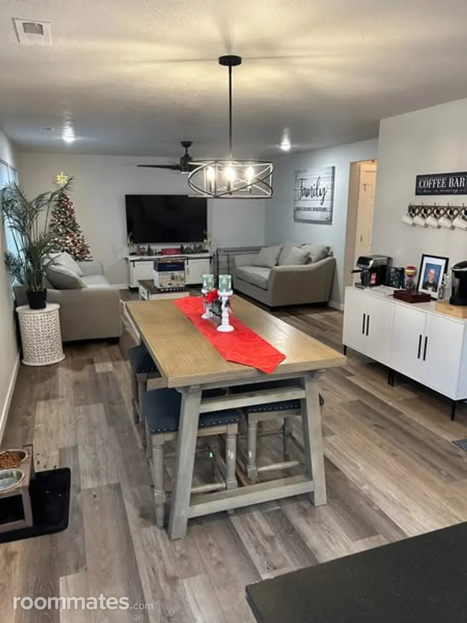 Profile photo 3 of 7