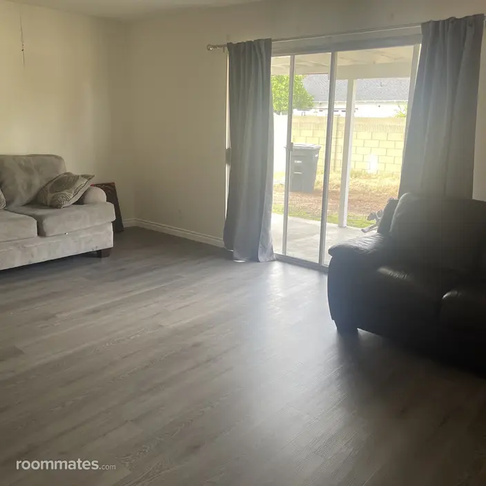 Room for rent in Orange, CA $1500, house