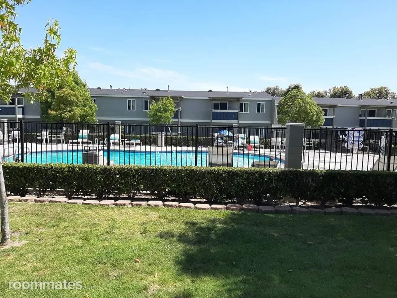 Profile photo 3 of 8