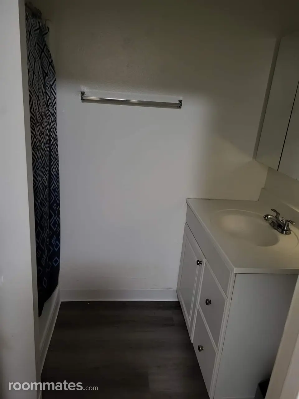 Profile photo 5 of 8