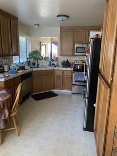 Room for rent in Pinole, CA $1000, house