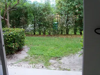 Room for rent in West Palm Beach, FL $1300, townhouse