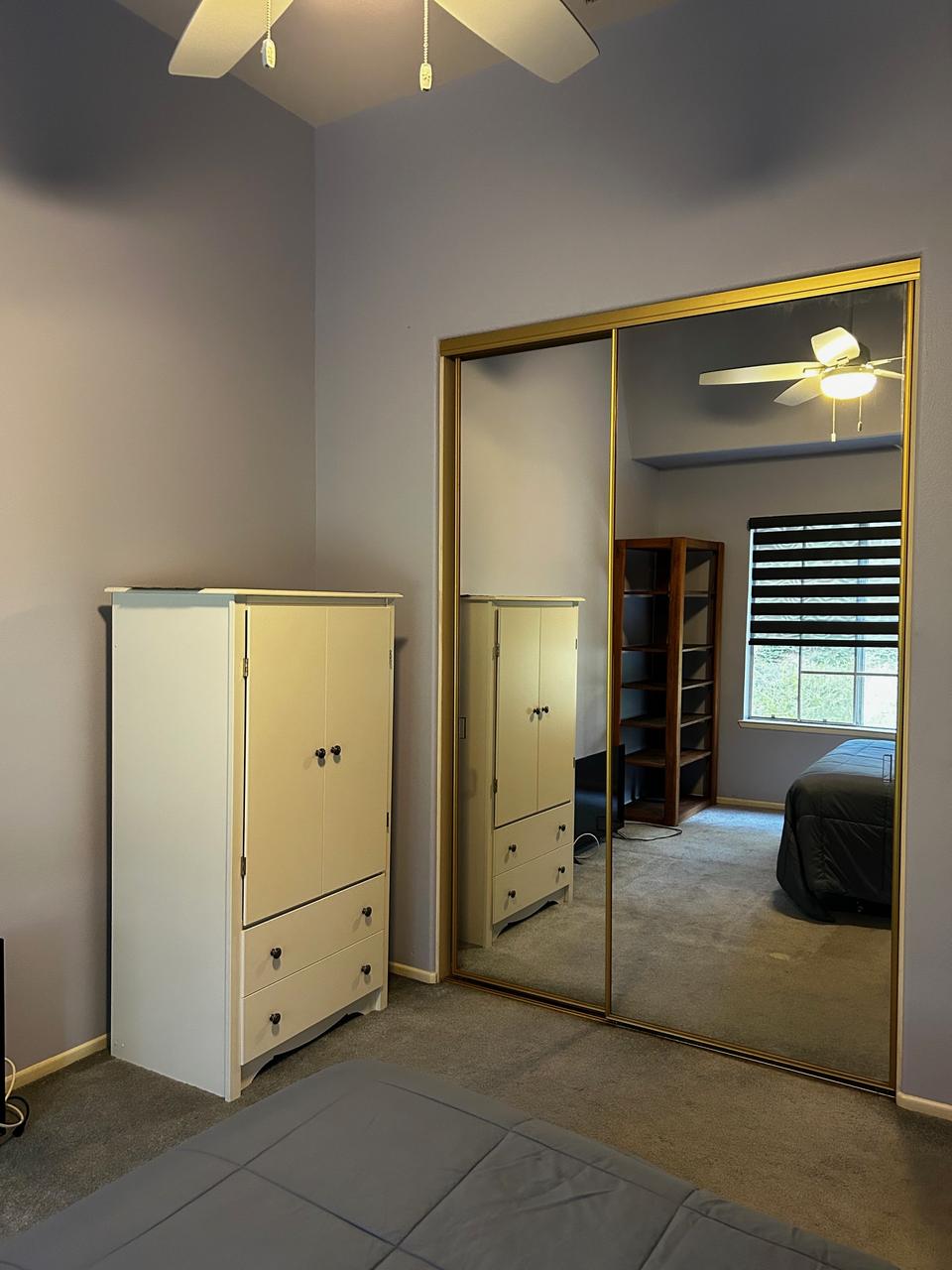 Profile photo 3 of 8