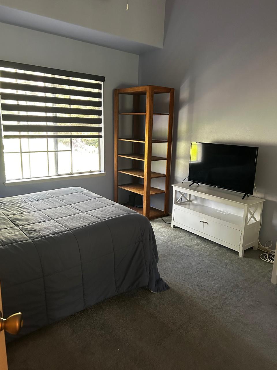 Profile photo 4 of 8