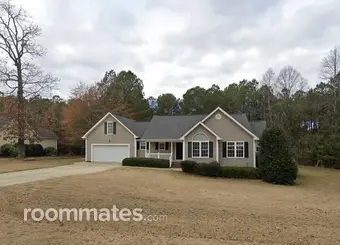 Room for rent in Angier, NC $800, house