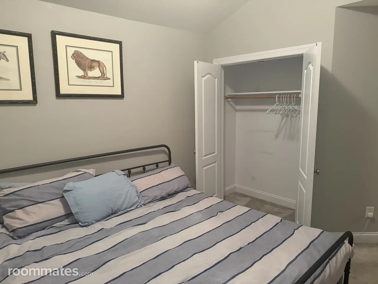 Profile photo 4 of 10