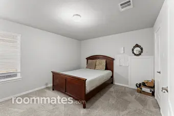 Room for rent in Brookshire, TX $1900, house