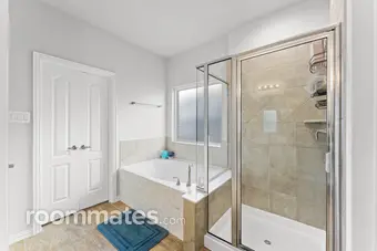 Room for rent in Brookshire, TX $1900, house