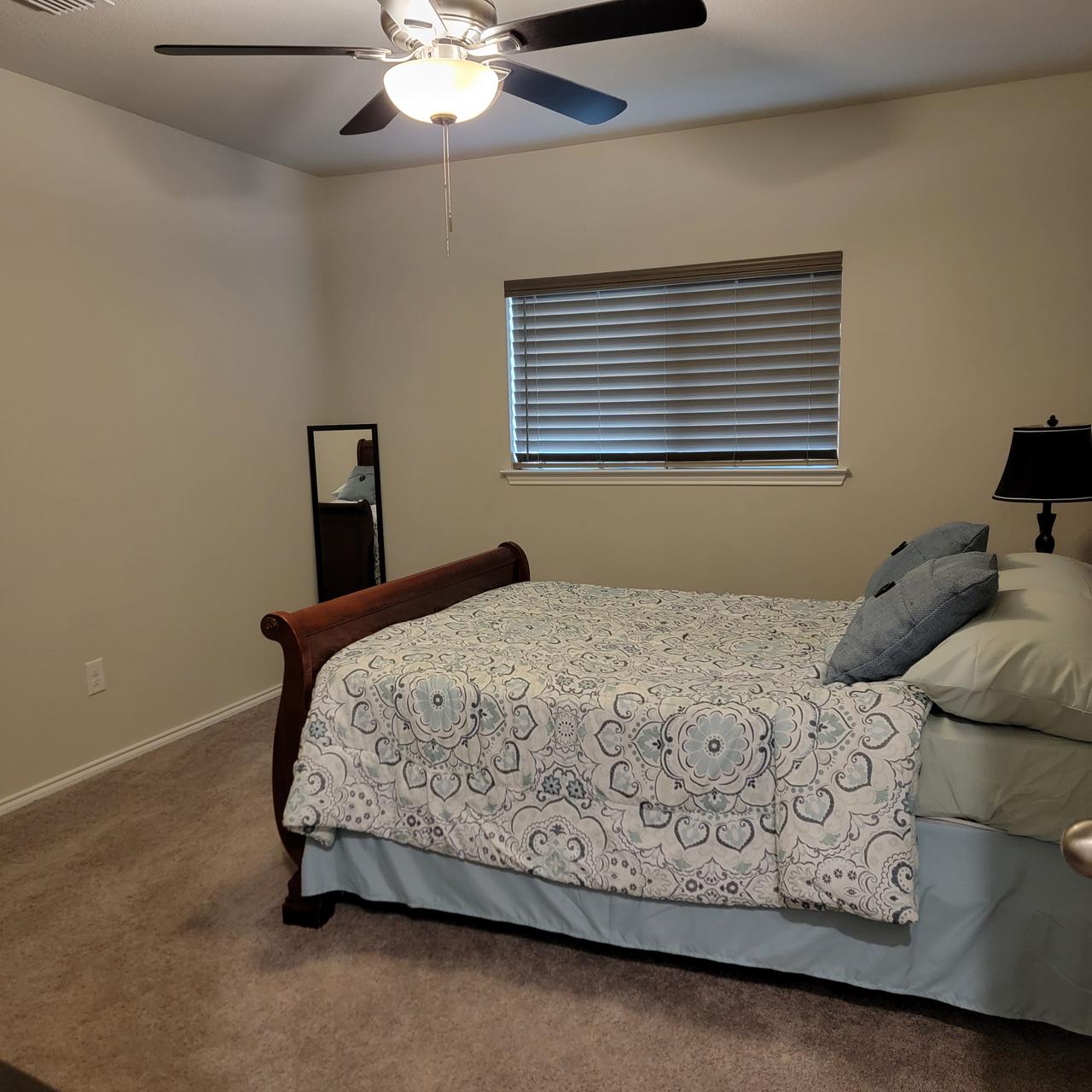 Profile photo 5 of 11