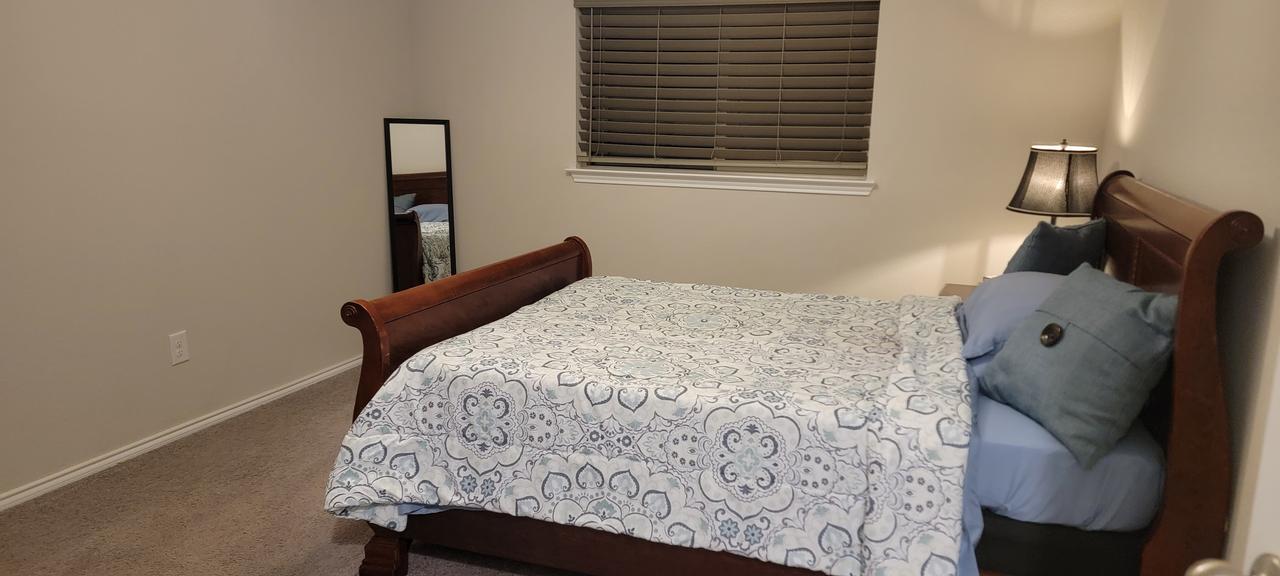 Profile photo 1 of 11