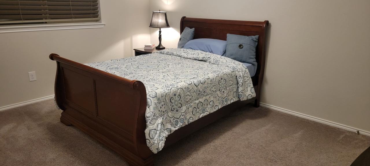 Profile photo 2 of 11