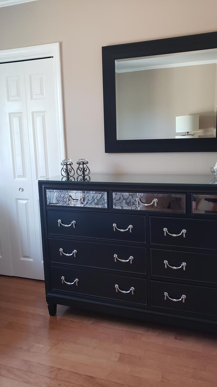 Profile photo 1 of 9