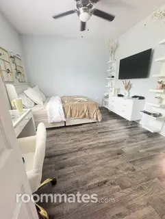 Room for rent in Fort Lauderdale, FL $1600, condo