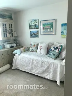 Room for rent in Oceanside, CA $1495, house