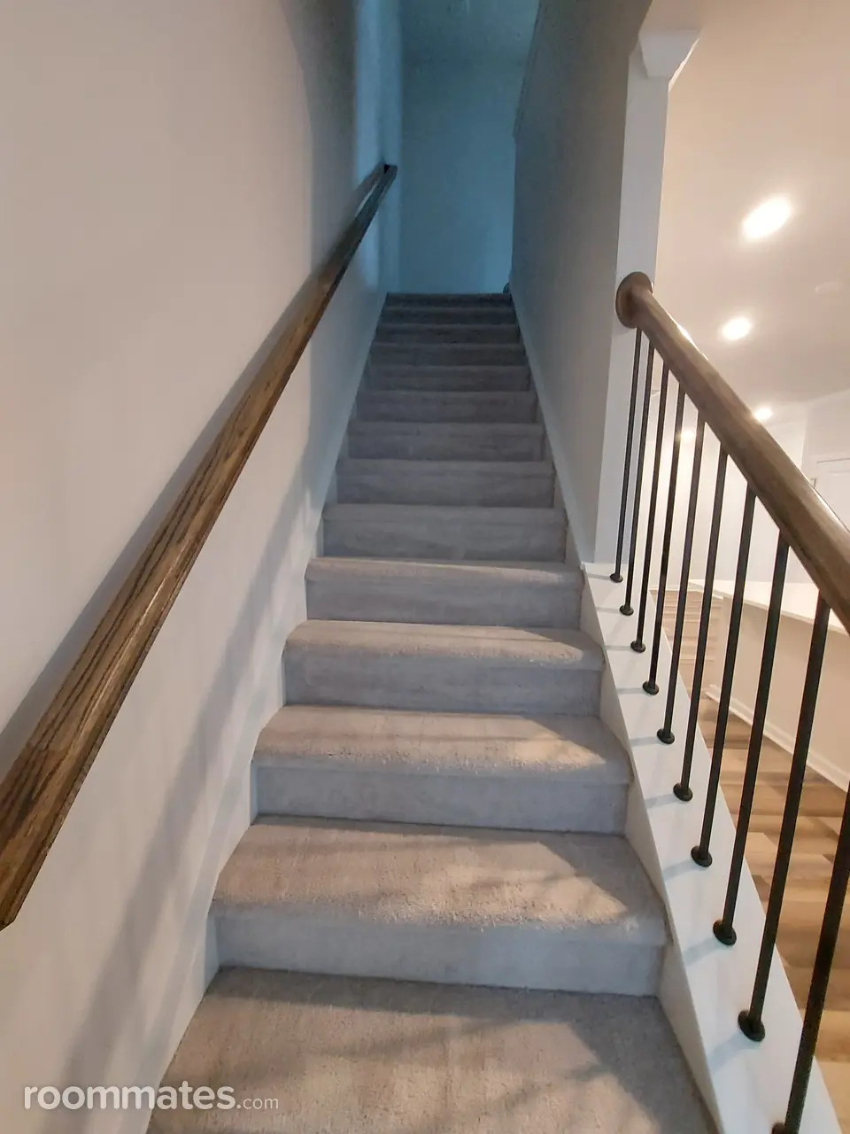 Profile photo 5 of 10