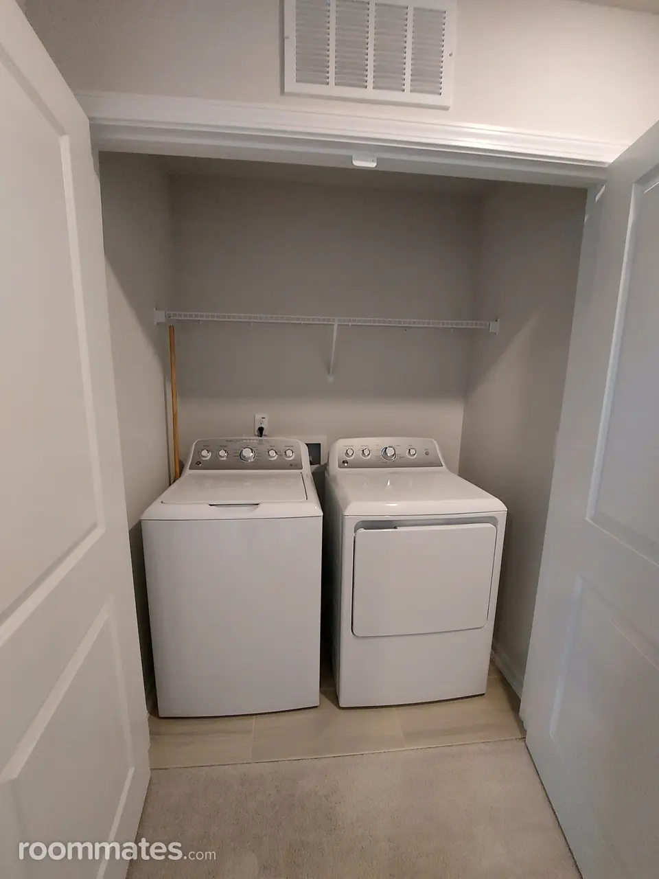 Profile photo 8 of 10