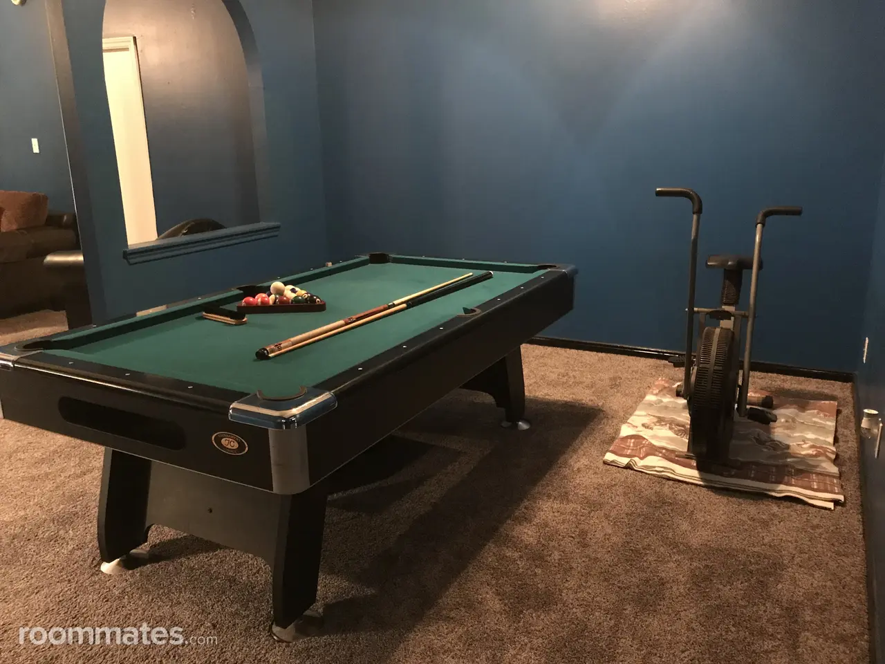 Profile photo 7 of 10