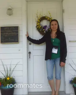 Roommate looking Riverside, CA, $900