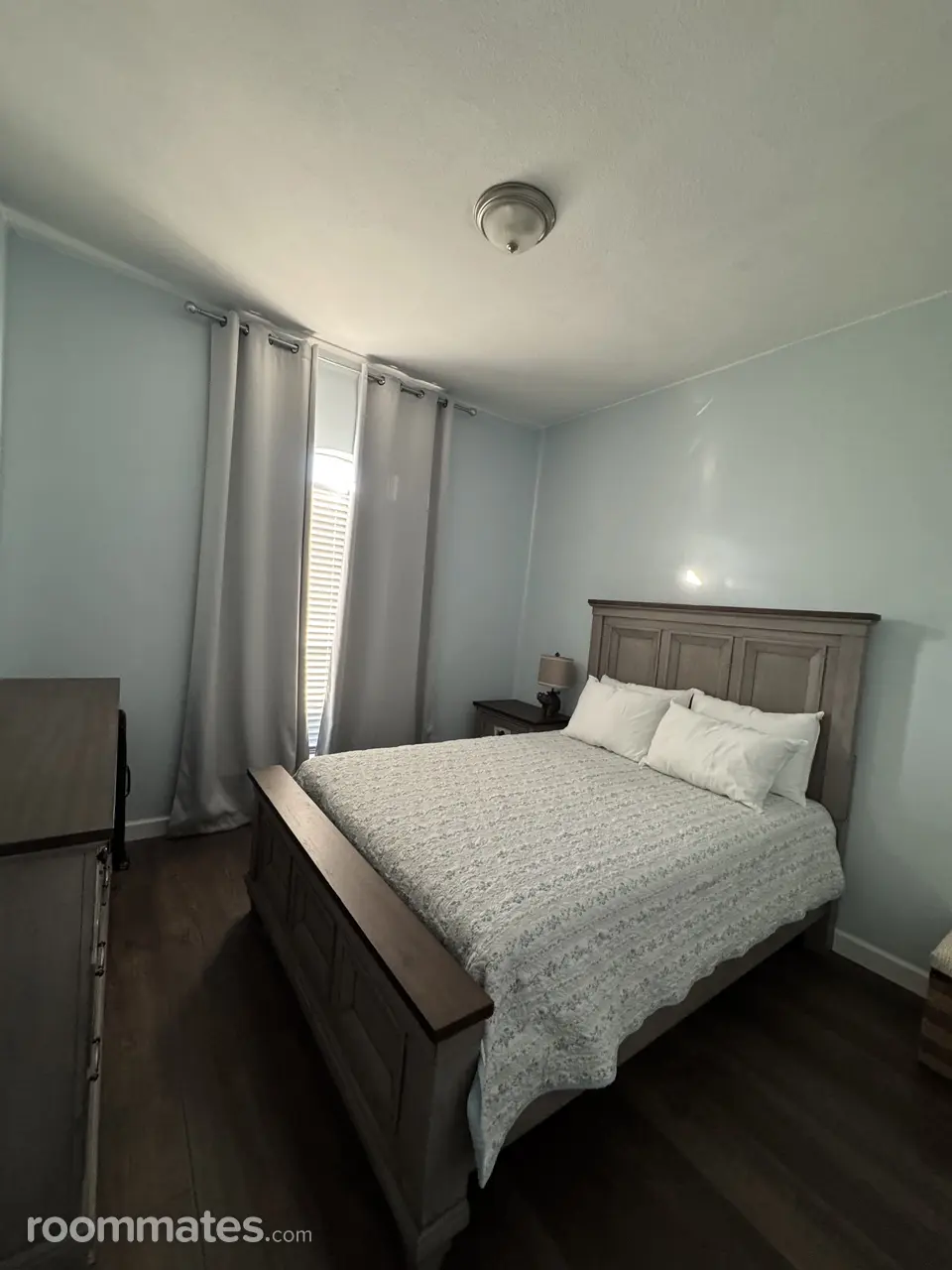 Profile photo 2 of 3