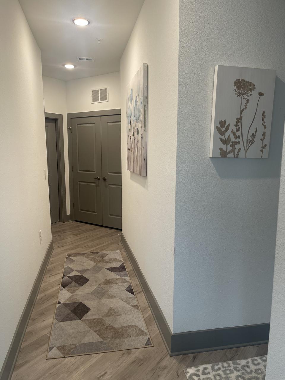 Profile photo 7 of 11