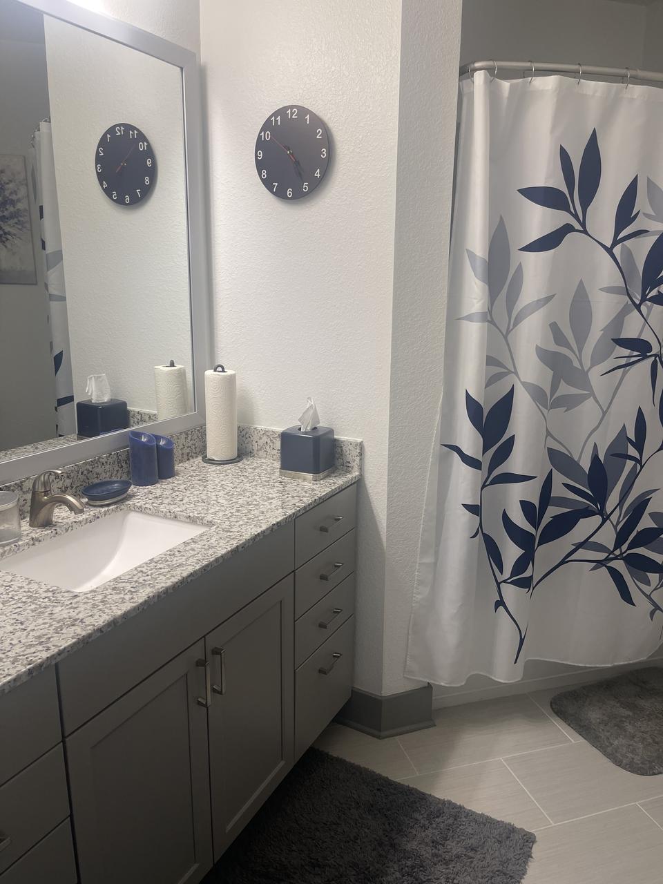 Profile photo 1 of 11