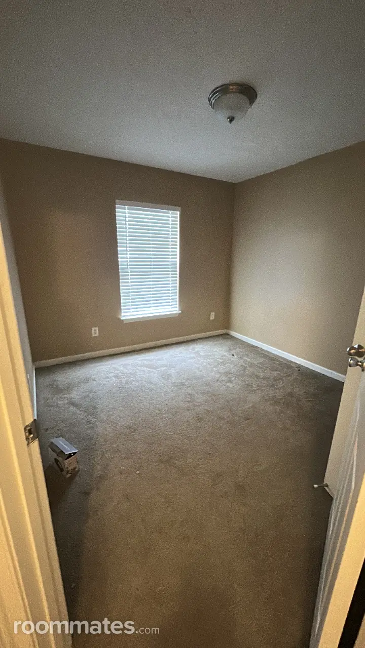 Profile photo 2 of 3