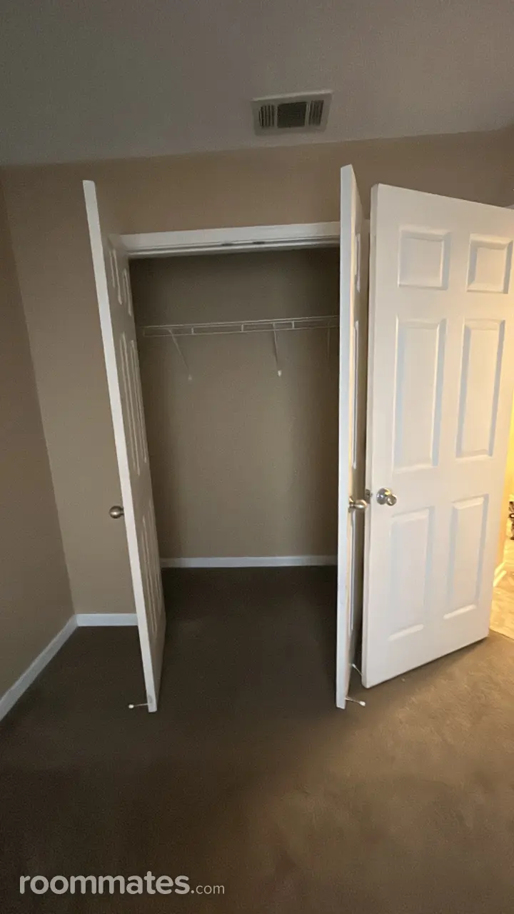 Profile photo 1 of 3