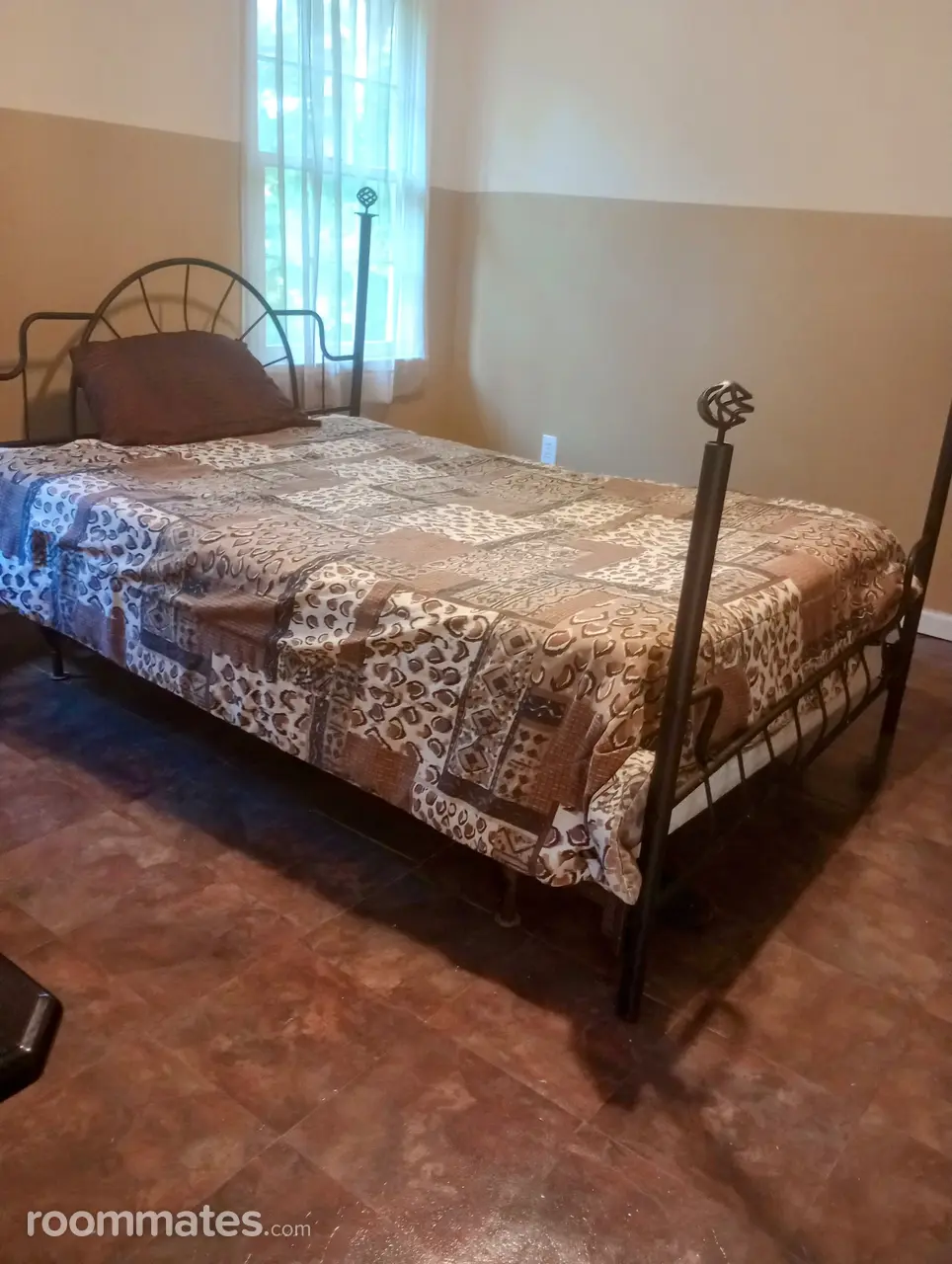 Profile photo 1 of 3