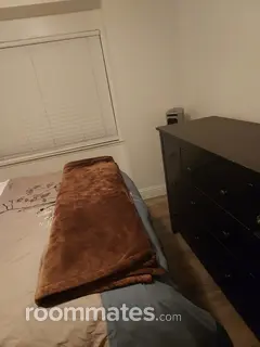 Room for rent in Fresno, CA $800, other