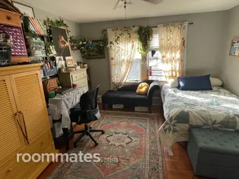 Room for rent in Asheville, NC $700, house
