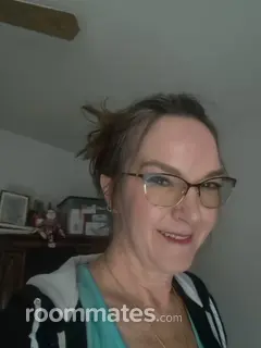 Roommate looking Palm Springs, CA, $700